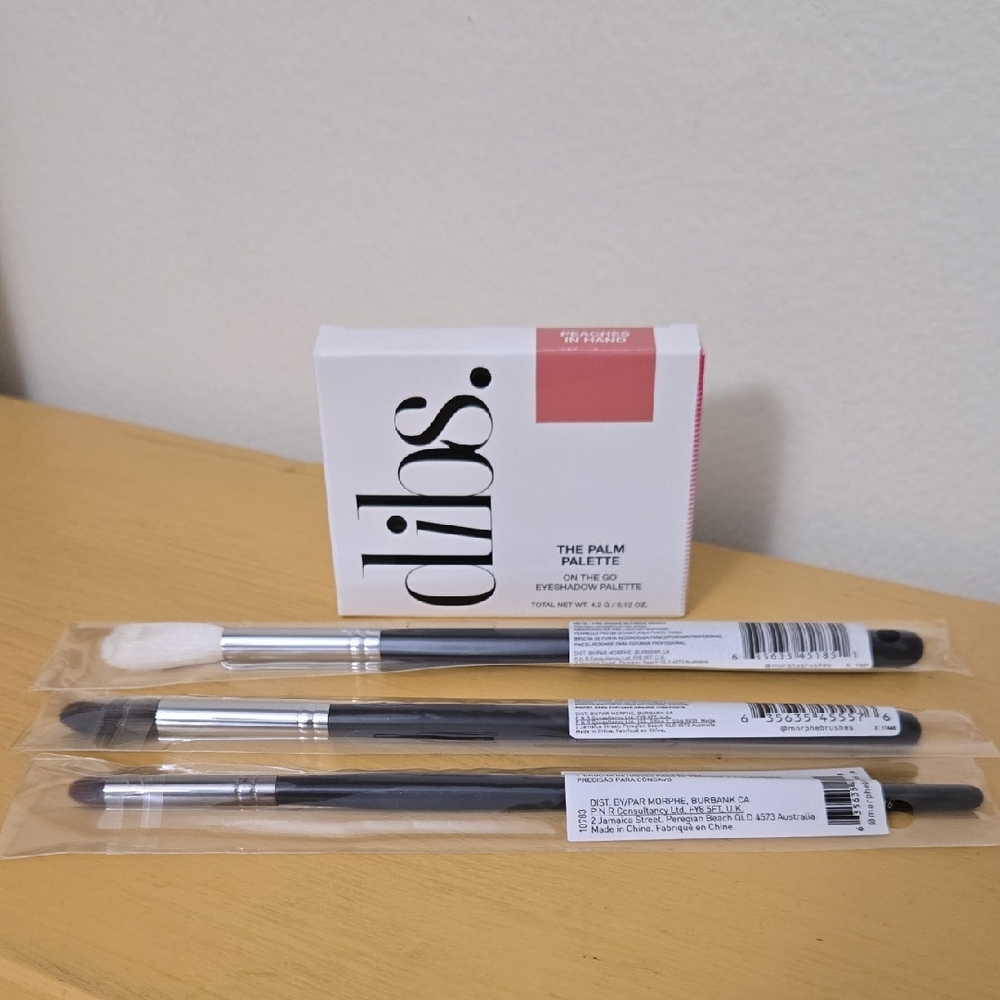 Dibs Eyeshadow Palette with Brushes